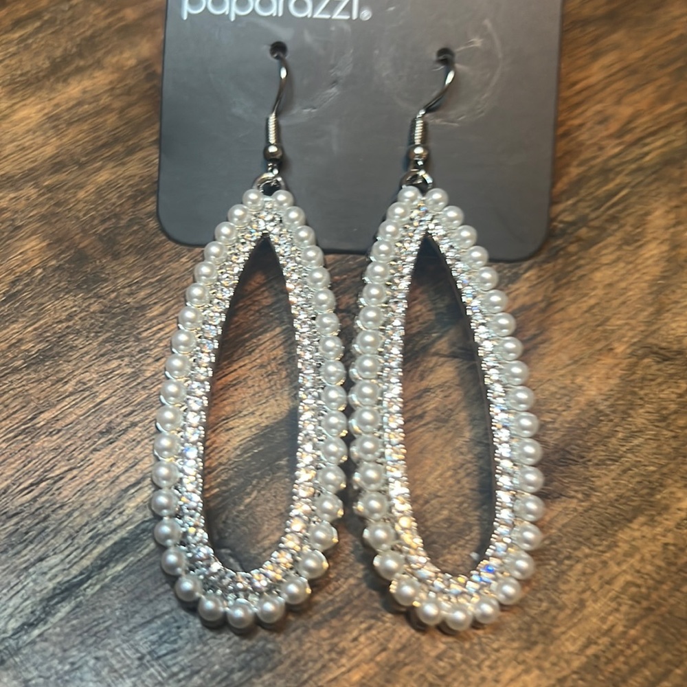 Classy Pearls